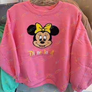 Disney Parks Disneyland Minnie Mouse Embroidered Pullover Crewneck Sweatshirt